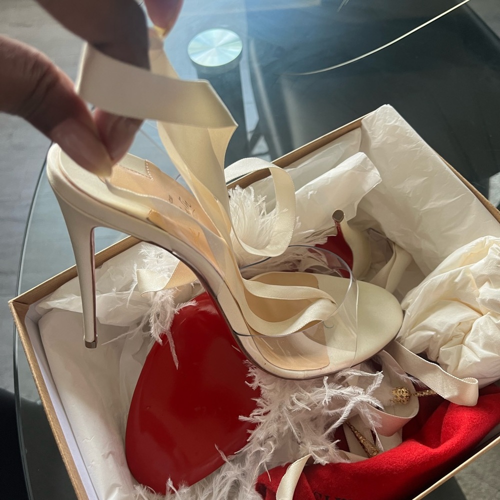 Limited edition Christian louboutins. Size 39.5.